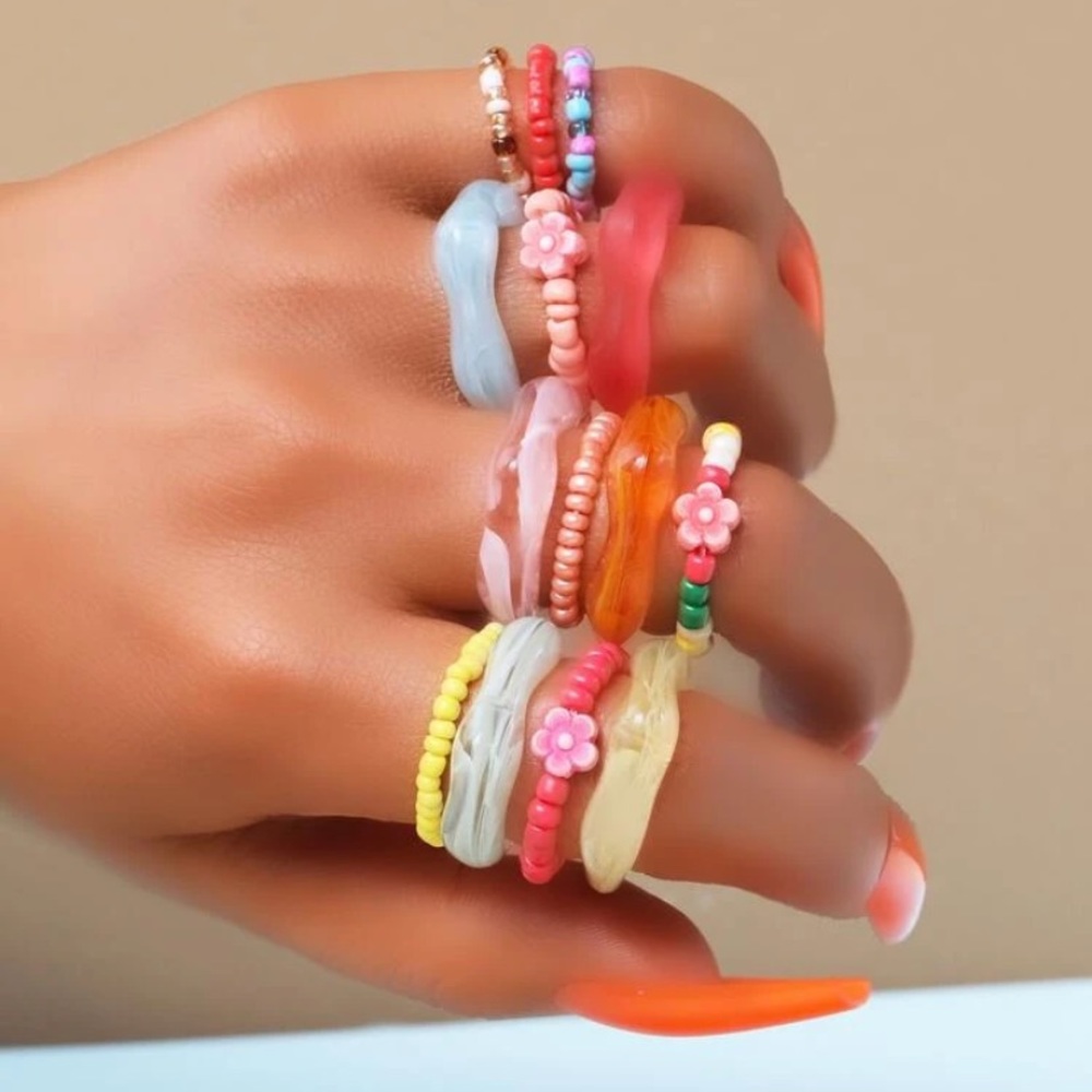 3/$33🦖urban 14pc resin &beaded ring set